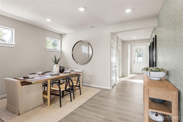 11434 SE 84th St Unit 34, Newcastle, WA 98056 - dining space featuring light wood-type flooring, plenty of natural light, recessed lighting, and baseboards