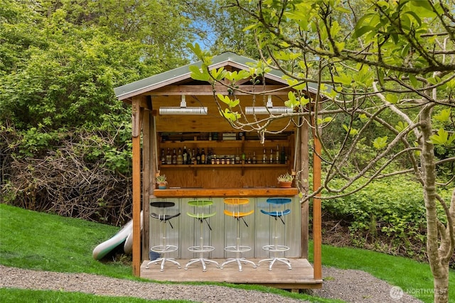 8285 NE Beck Rd, Bainbridge Island, WA 98110 - exterior view of a bar