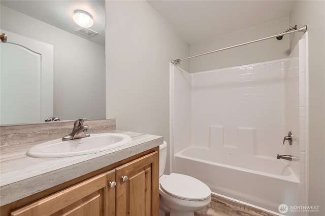 12814 NE 190th Pl, Bothell, WA 98011 - full bathroom featuring toilet, shower / washtub combination, vanity, and wood finished floors
