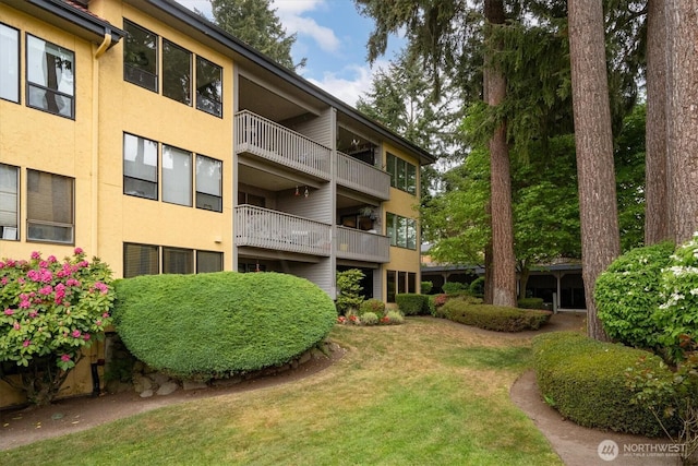view of building exterior