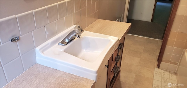 22930 115th Ave SW, Vashon, WA 98070 - bathroom with a sink
