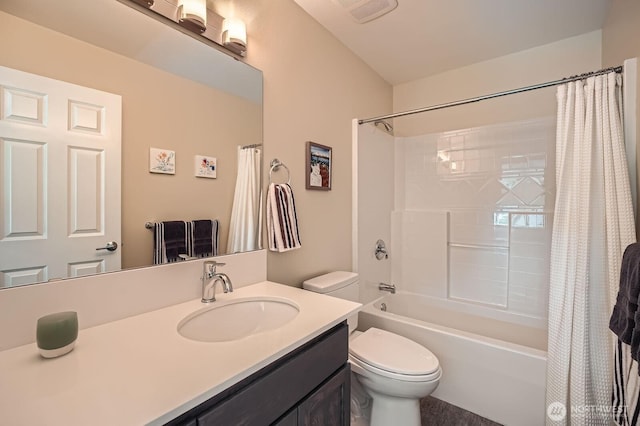 922 Chelan Ave NE, Renton, WA 98059 - bathroom with toilet, vanity, and shower / bath combo with shower curtain