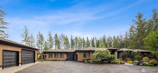 28235 SE 268th St, Ravensdale, WA 98051 - view of front facade