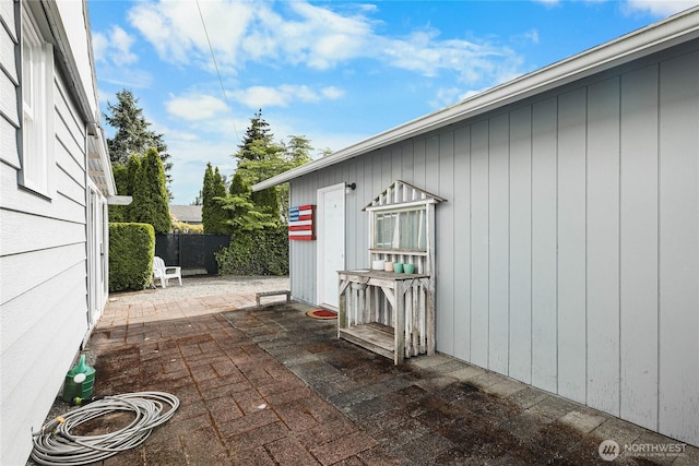 5502 N 21st St, Tacoma, WA 98406 - view of patio / terrace with fence