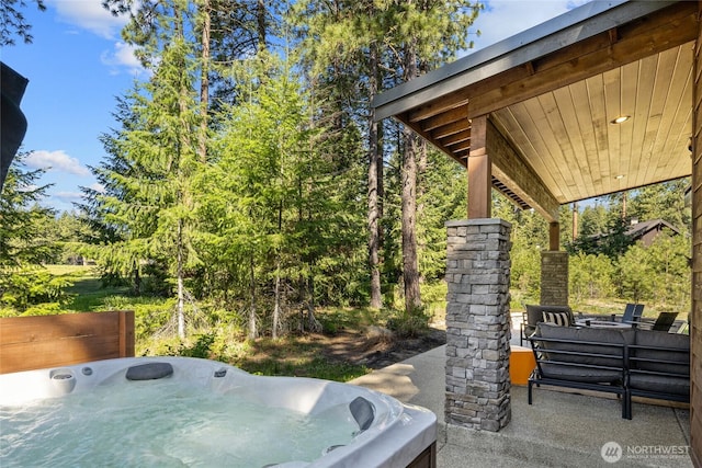 1591 Coal Mine Way, Cle Elum, WA 98922 - view of patio / terrace with a hot tub