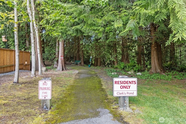 2323 Baird Ave, Snohomish, WA 98290 - view of yard featuring fence