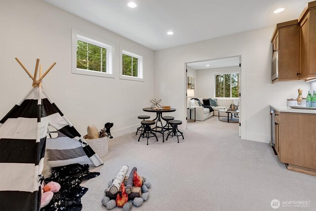 43268 SE 145th Pl, North Bend, WA 98045 - game room with recessed lighting, baseboards, and light colored carpet