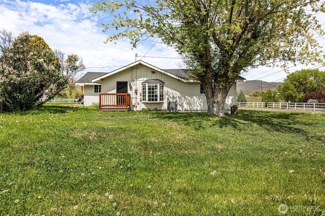 21 Hexon Rd, Selah, WA 98942 - view of back of house