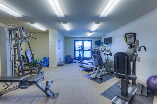 400 Washington Ave Unit 415, Bremerton, WA 98337 - workout area featuring baseboards and carpet