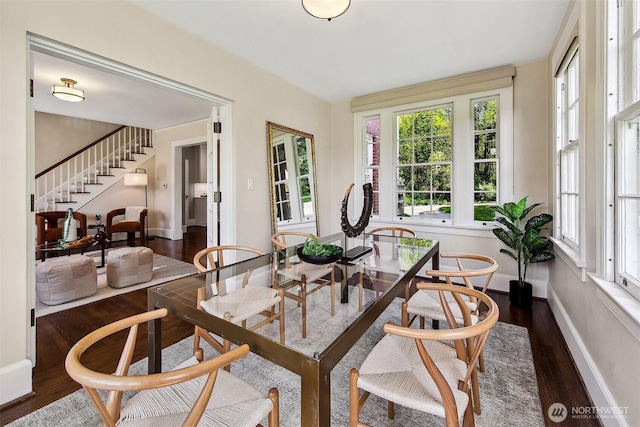 4404 Montana Cir W, Seattle, WA 98199 - sunroom with wood finished floors and baseboards
