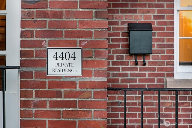4404 Montana Cir W, Seattle, WA 98199 - exterior view of brick siding