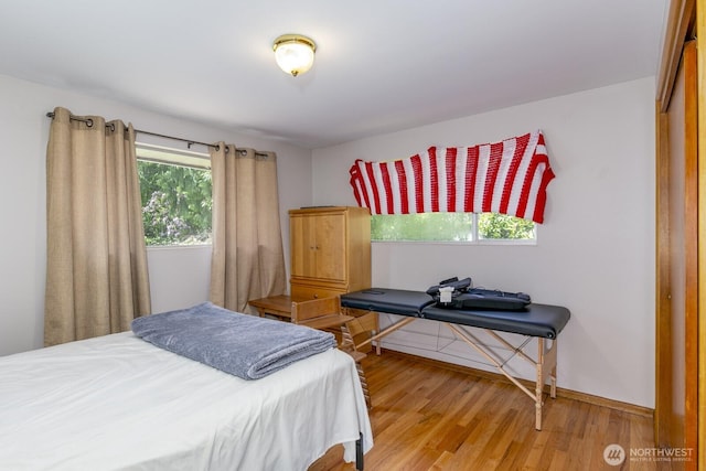 3822 Shelby Rd, Lynnwood, WA 98087 - bedroom featuring wood finished floors and baseboards