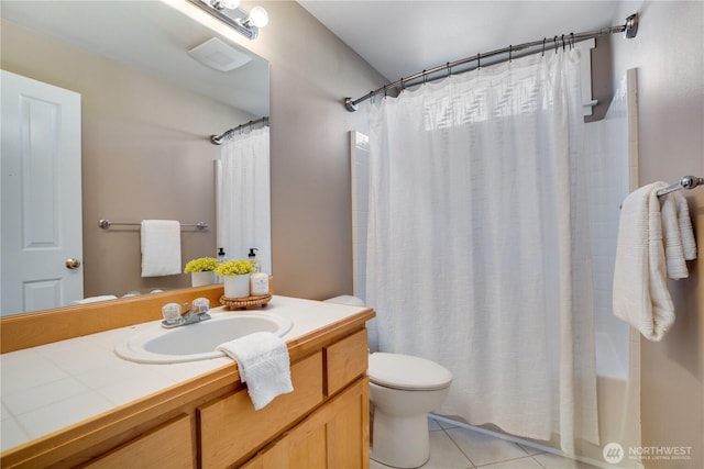 3212 Maplewood Cir NE, Tacoma, WA 98422 - bathroom featuring vanity, tile patterned flooring, and shower / bath combo