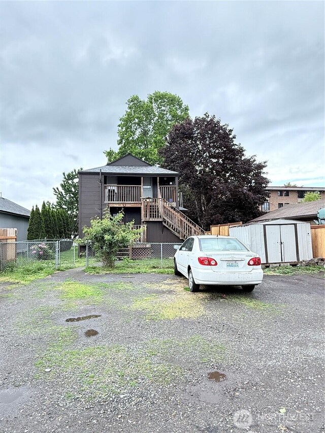 328 S Division St, Auburn, WA 98001 - view of front of property with stairway