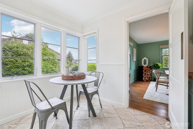 16255 38th Ave NE, Lake Forest Park, WA 98155 - view of sunroom / solarium