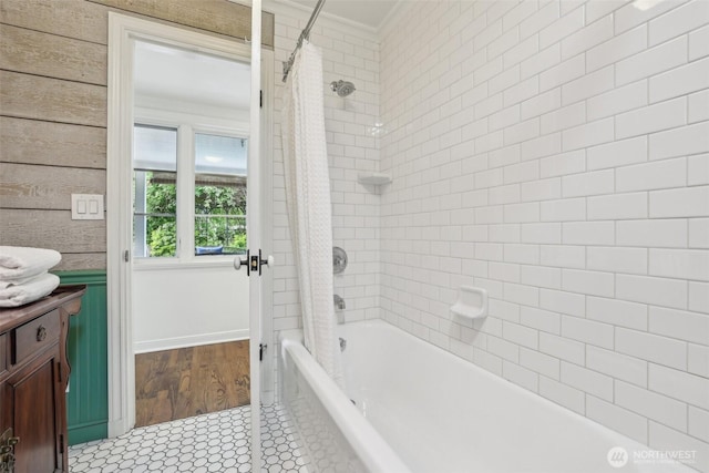 16255 38th Ave NE, Lake Forest Park, WA 98155 - bathroom with shower / bath combo with shower curtain, vanity, and wood finished floors