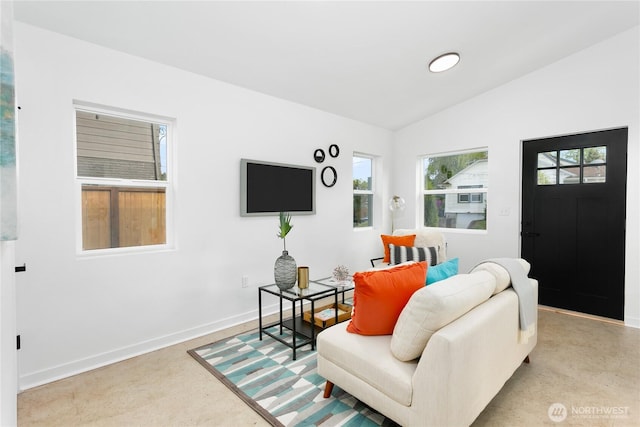 2805 S 11th St, Tacoma, WA 98405 - living area featuring lofted ceiling and baseboards