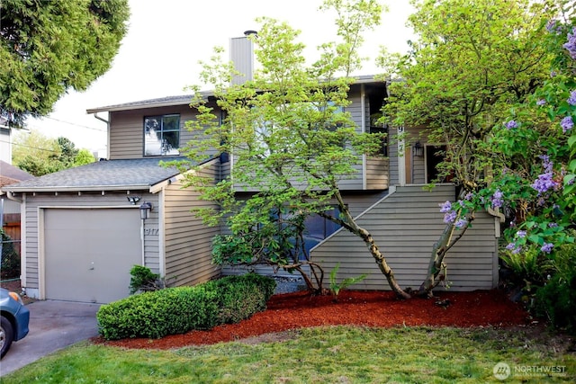 917 N 100th St, Seattle, WA 98133 - view of front facade with concrete driveway and roof with shingles