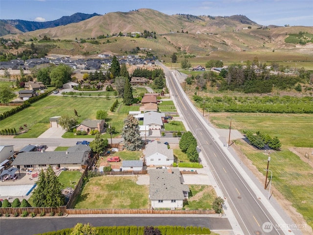 1819 Springwater Ave, Wenatchee, WA 98801 - aerial view of residential area featuring a mountain backdrop