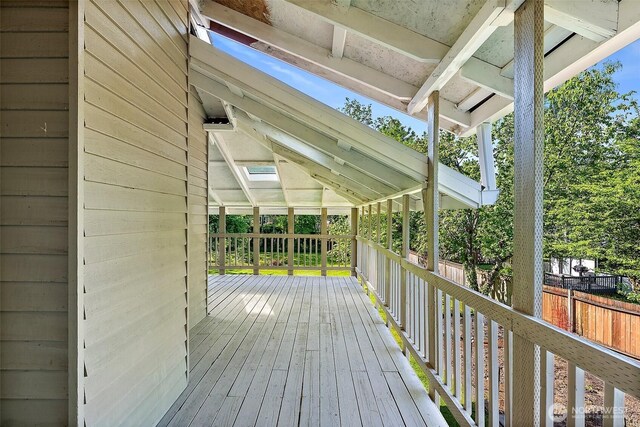 1812 5th St SE, Puyallup, WA 98372 - deck featuring fence