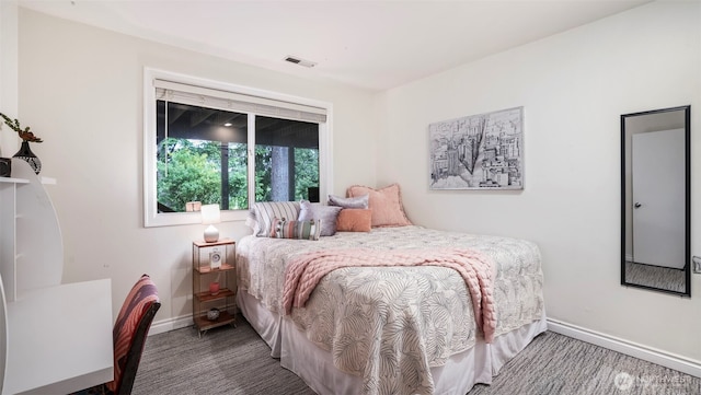 4017 239th Pl SE, Sammamish, WA 98029 - carpeted bedroom featuring baseboards