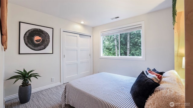 4017 239th Pl SE, Sammamish, WA 98029 - carpeted bedroom featuring baseboards, a closet, and recessed lighting