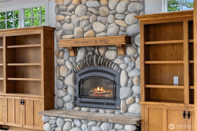 4155 212th Way SE, Sammamish, WA 98075 - detailed view of a stone fireplace