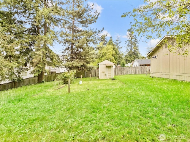 12120 A St S, Tacoma, WA 98444 - view of yard featuring a shed and an outdoor structure