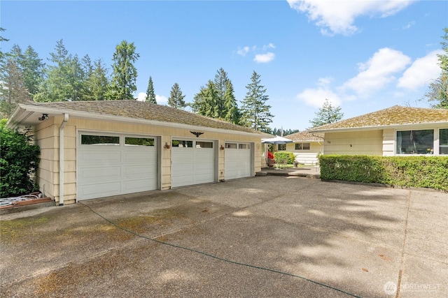 16 Loch Ln SW, Lakewood, WA 98499 - view of detached garage