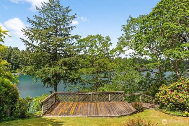 16 Loch Ln SW, Lakewood, WA 98499 - deck with a lawn and a water view