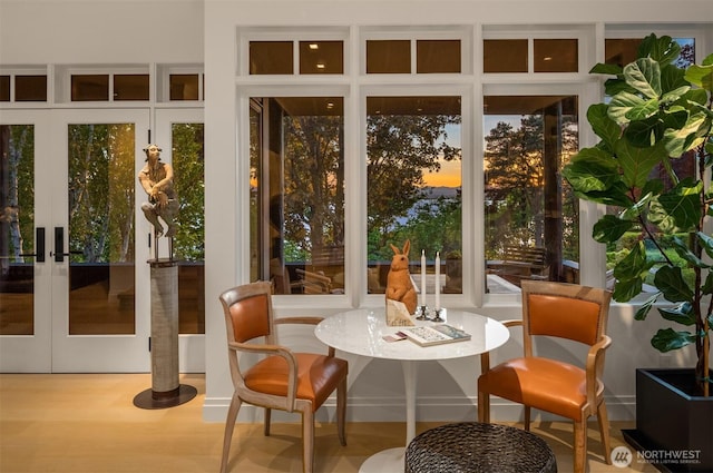 10208 47th Ave SW, Seattle, WA 98146 - sunroom featuring french doors