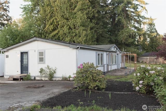 21833 127th Ave SE, Snohomish, WA 98296 - view of side of home