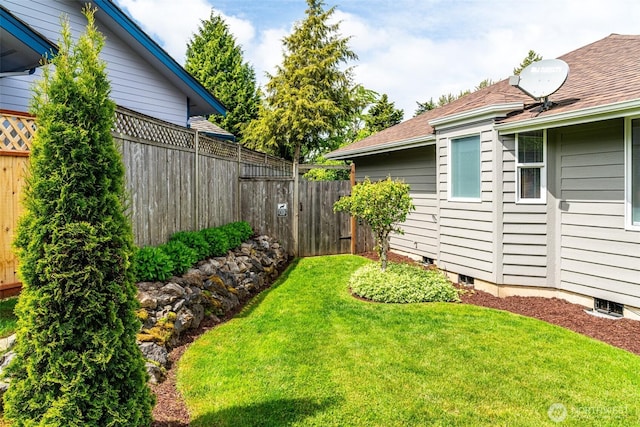 805 E Pacificview Dr, Bellingham, WA 98229 - view of yard