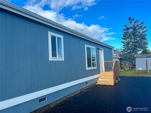 2010 Front St Unit 33, Lynden, WA 98264 - view of property exterior with crawl space