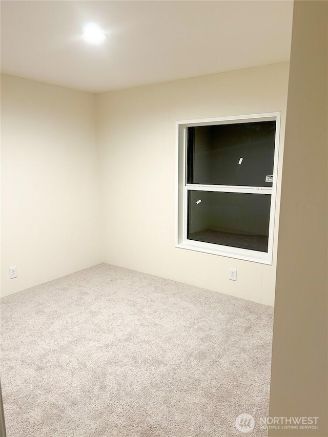 2010 Front St Unit 33, Lynden, WA 98264 - empty room featuring carpet flooring