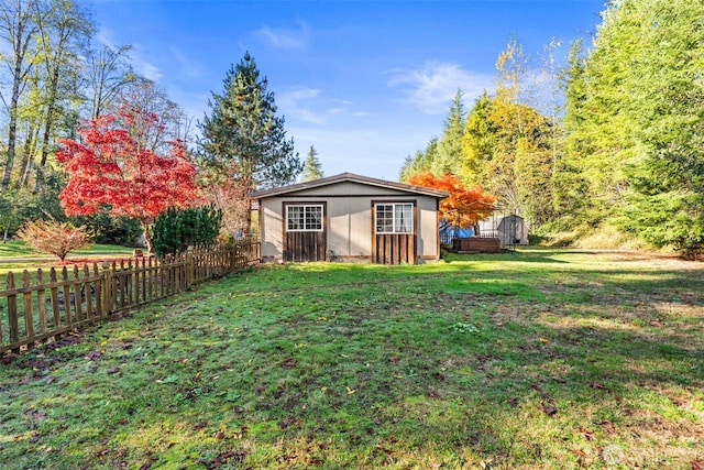 15010 NE 403rd St, Amboy, WA 98601 - view of yard featuring an outdoor structure