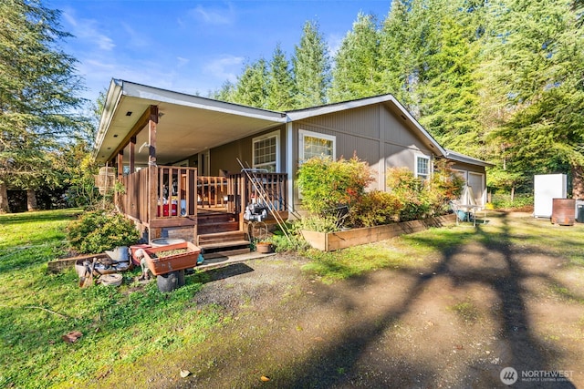 15010 NE 403rd St, Amboy, WA 98601 - view of front of house with a front lawn