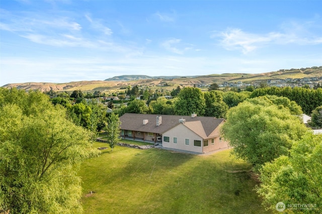2720 NW Cascade Ave, East Wenatchee, WA 98802 - aerial view of property and surrounding area featuring a mountainous background