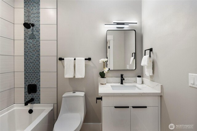 16250 SE Lake Moneysmith, Auburn, WA 98092 - full bath with toilet, vanity, and shower / bath combination