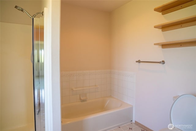 28705 48th Ave NW, Stanwood, WA 98292 - bathroom featuring a garden tub