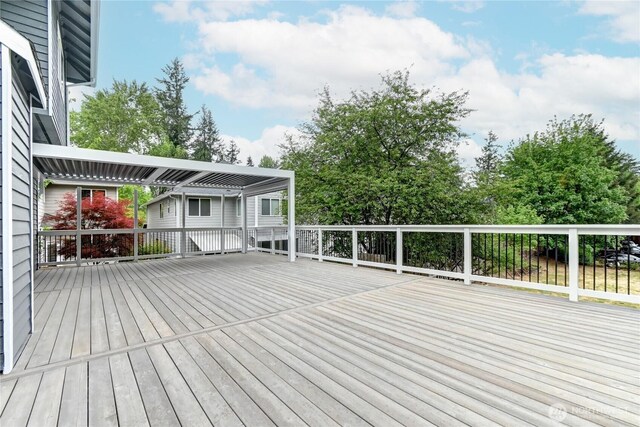 17634 118th Ave SE, Renton, WA 98058 - view of wooden terrace