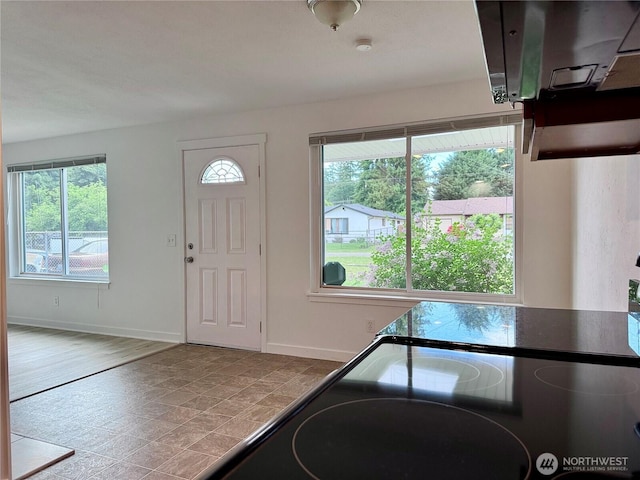 8312 121st St SW, Lakewood, WA 98498 - entrance foyer with baseboards