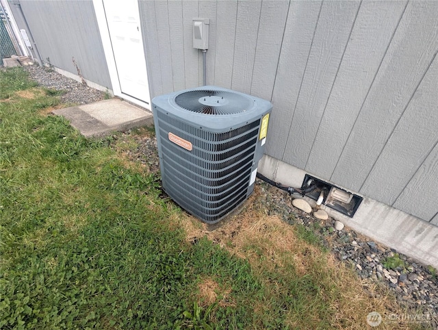 9441 180th Way SW, Rochester, WA 98579 - exterior view of cooling unit