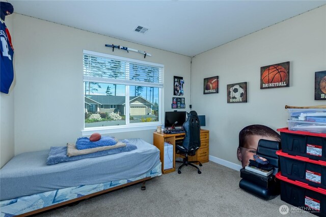 1109 Walker St, Port Angeles, WA 98363 - carpeted bedroom featuring a desk and baseboards
