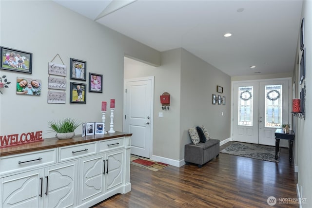 1109 Walker St, Port Angeles, WA 98363 - foyer featuring dark wood-style flooring, baseboards, and recessed lighting