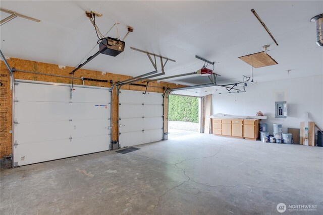 16016 NE 41st St, Vancouver, WA 98628 - garage with electric panel and a garage door opener