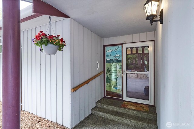 view of property entrance