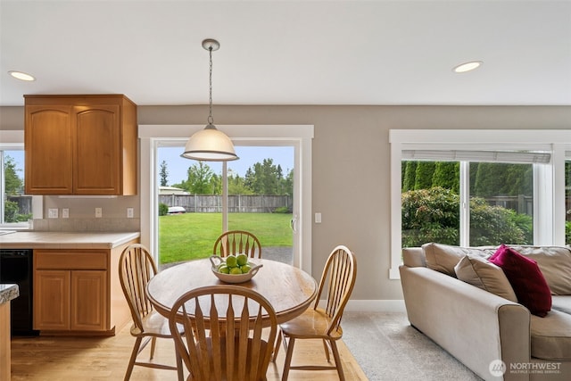 1855 Shanon Ln, Enumclaw, WA 98022 - dining area featuring plenty of natural light, recessed lighting, and baseboards