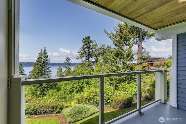8260 53rd Ave W Unit 208, Mukilteo, WA 98275 - balcony featuring a water view