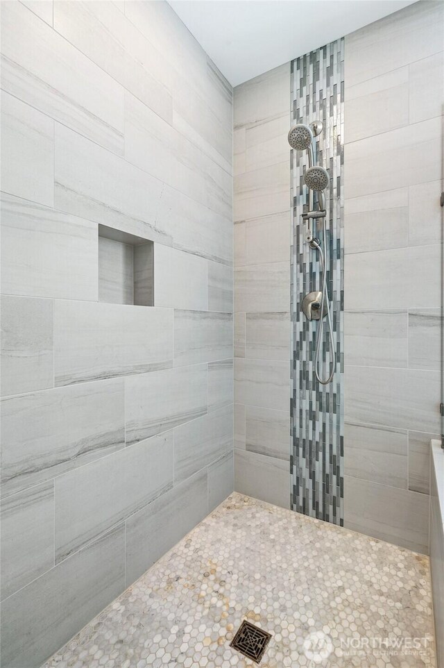 9827 NE 20th St, Bellevue, WA 98004 - bathroom with a tile shower